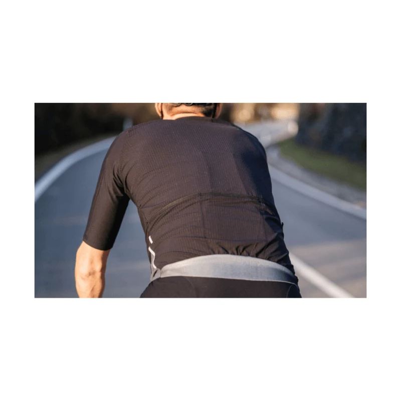 Maillot Q36.5 Woolf X Manga Corta Negro 6 Maillot Q36.5 Woolf X Manga Corta Negro - Imagen 4